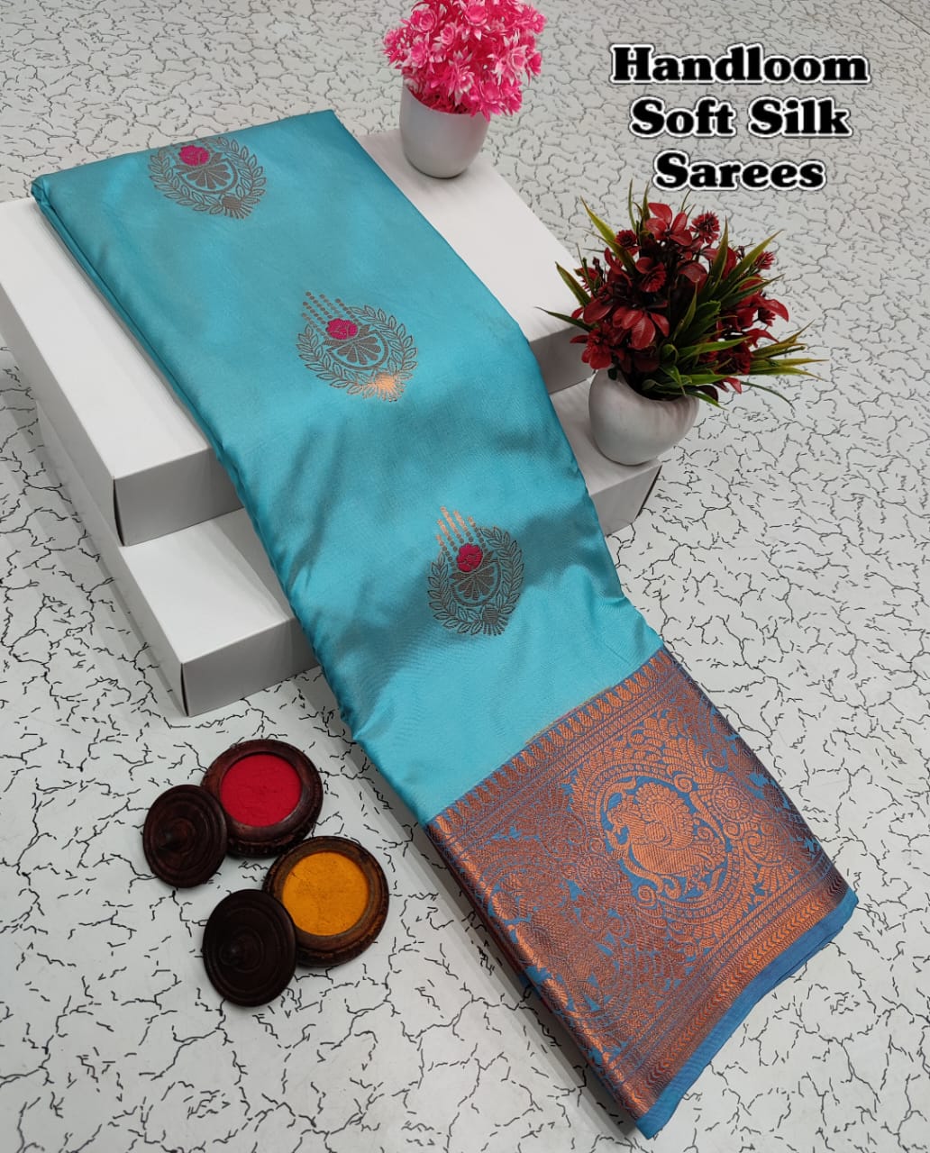 Shop premium Kanchipuram Handloom Soft Silk Saree with copper zari border, rich meena pallu & contrast blouse. Elegant saree for weddings & festivals.